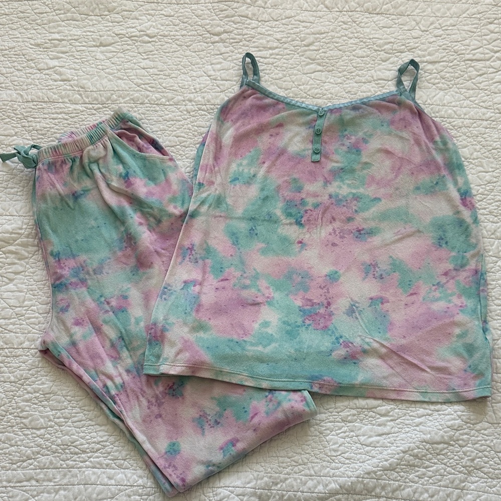 American girl Tie-Dye Sleepwear Set size 14/16 (L)